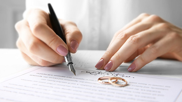 Entre o casamento e o pacto como se regulamentam?